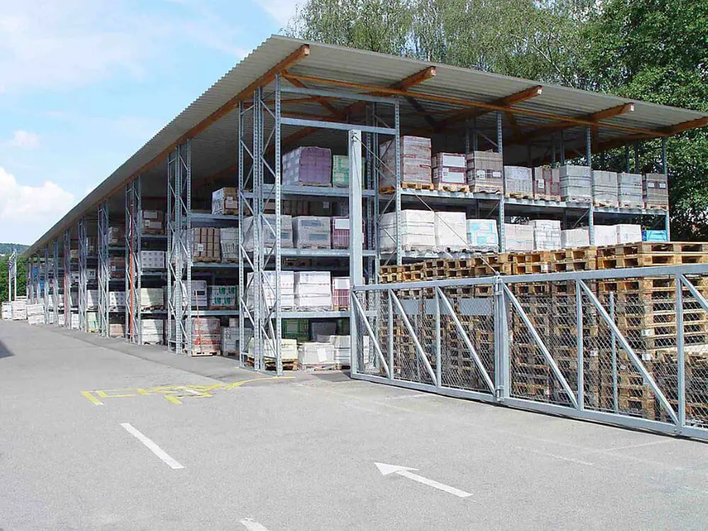 outdoor pallet rack