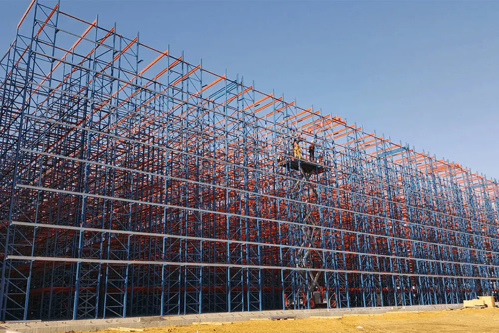 pallet racking building